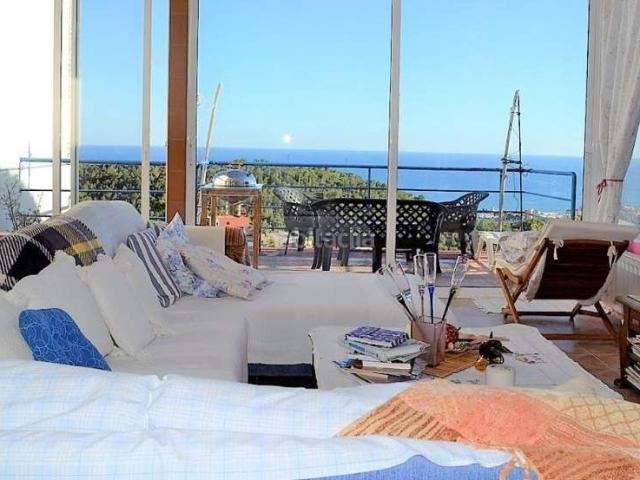 Casa en venta en Sitges, Levantina Montgavina Quintmar Costa Dorada. Casa independiente en Quint Mar con fantástica vitas al mar. Casas.