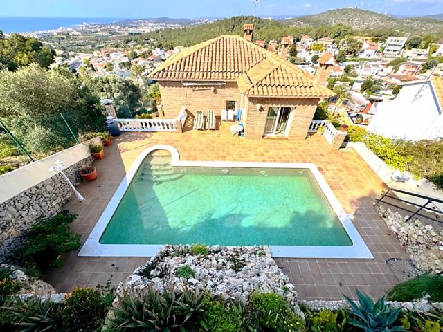Casa en venta en Sitges, Levantina Montgavina Quintmar Costa Dorada. Exclusiva casa con vistas al mar en Quintmar, Sitges. Casas.