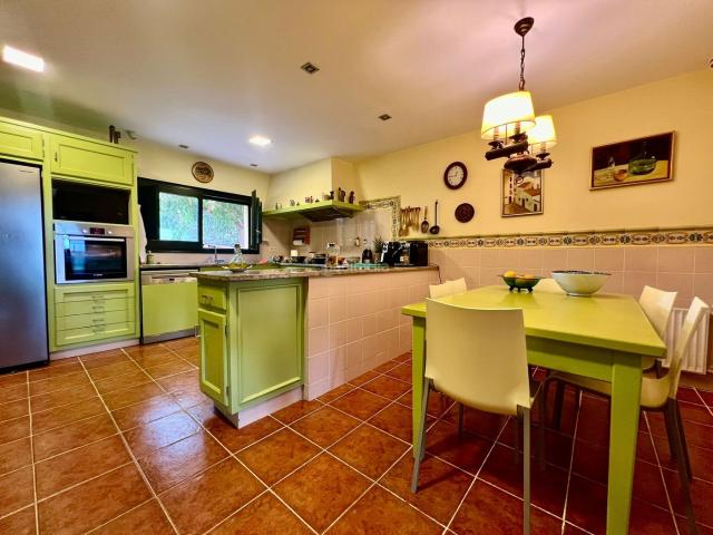 Casa en venta en Siurana. Casa o chalet independiente en venta en Barrí de la Ribera. Casas.
