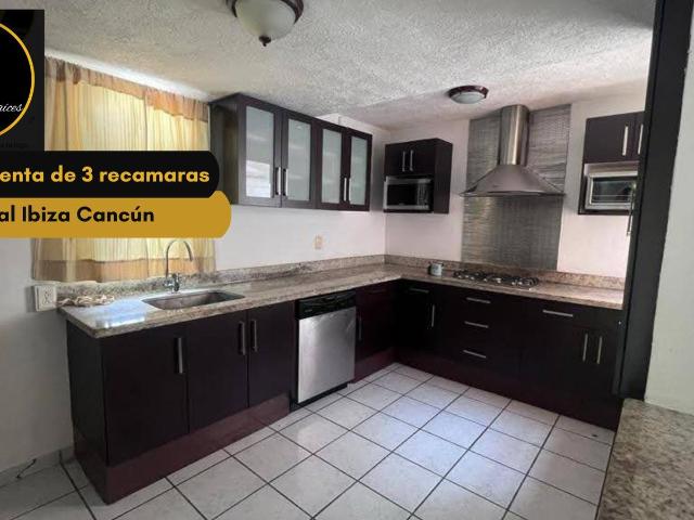 Casa en venta en SM 15, Canc?n ? Privada con alberca y excelente ubicaci?n