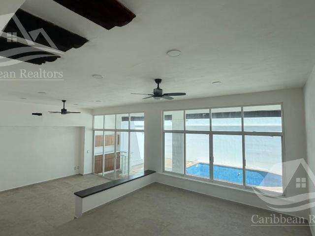 Casa en Venta en Sm 11