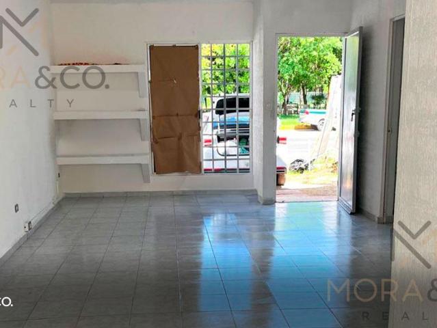 Casa en Venta en Sol del Mayab | 2 Rec?maras y Potencial Comercial