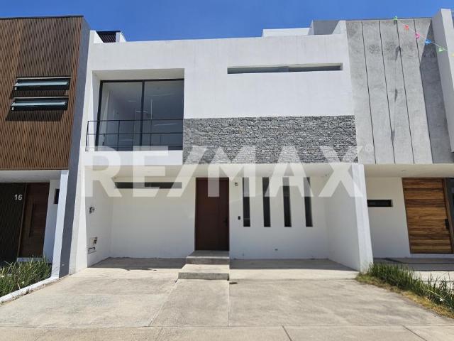 Casa en Venta en Solares
