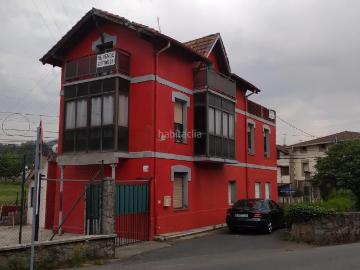 Chalet en venta en Sondika. SEMI REFORMADA. Chalets.