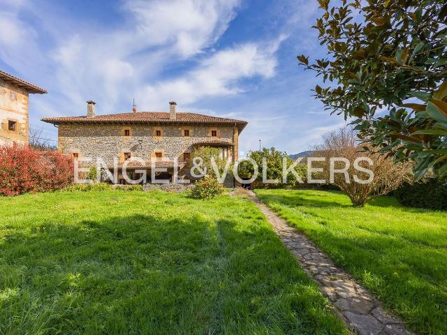 Casa en venta en Sopuerta. Palacio histórico del siglo XVII en Sopuerta. Casas.