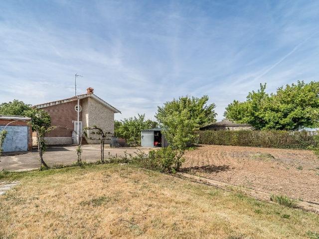 Casa en venta en Tudela de Duero. Chalet Independiente en Tudela De Duero. Casas Tudela de.