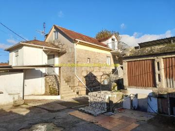 Casa en venta en Tui. Casas.