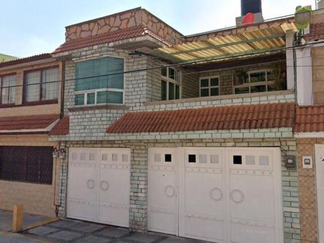 CASA EN VENTA EN TULPETLAC, ECATEPEC