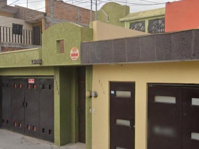 CASA en VENTA, en Turmalina, Col. Industrias, San Luis Potosi, S.L.P