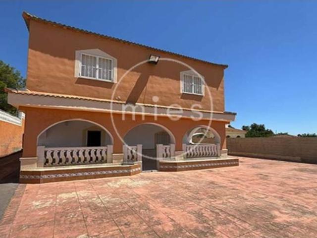 Casa en Venta en Turís
