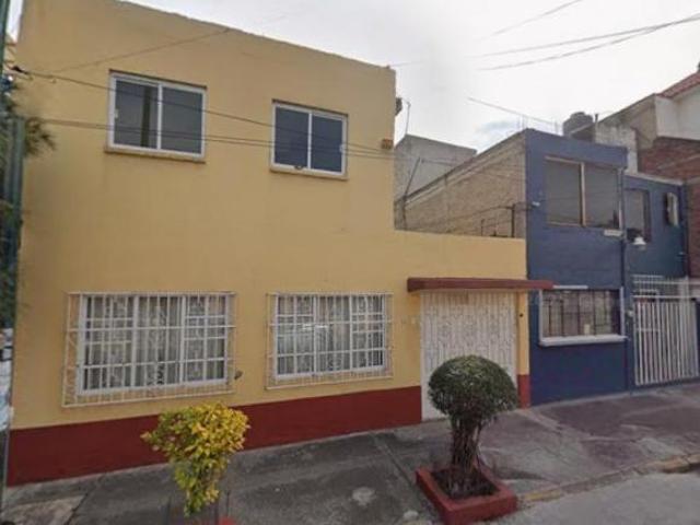 Casa en Venta en Tuxpango 25, Industrial, Gustavo A. Madero, Ciudad de México
