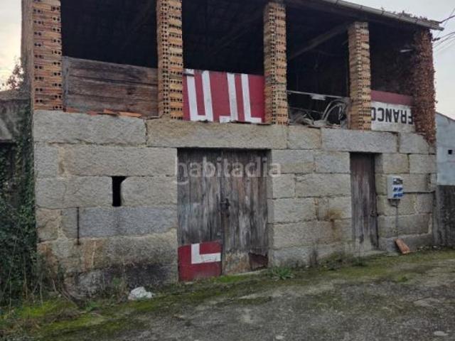 Casa en venta en Taboadela. OPORTUNIDAD! SE VENDEN 2 CASAS REGISTRADAS Y CON TERRENO EN TABOADELA. Casas.
