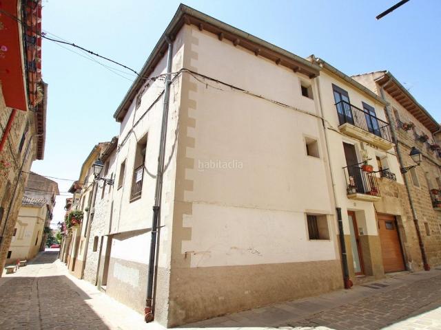 Casa en venta en Tafalla. SE VENDE! CASA PARA REFORMAR POR COMPLETO EN EL CENTRO DE TAFALLA EN CALLE PORTAL NUEVO Nº8. Casas.