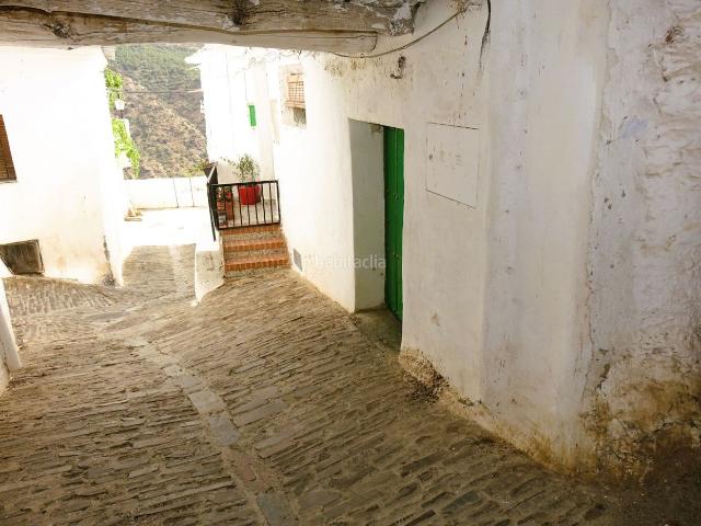 Casa en venta en Taha La. Casa en venta en Mecina Fondales, 3 dormitorios. Casas Taha.