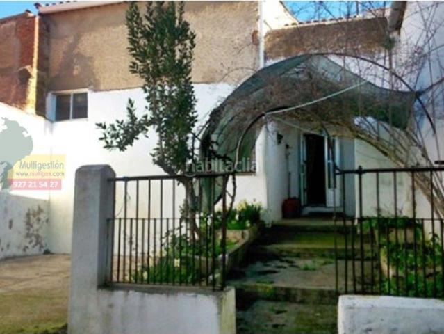 Casa en venta en Talaván. CASA DE PUEBLO EN TALAVAN, HUERTO Y OLIVAR. Casas.