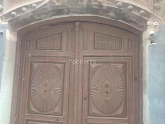 Casa en venta en Talavera de la Reina, Casco Antiguo. Oportunidad única de inversión en pleno centro histórico de Talavera de la Reina. Casas Talavera de la.