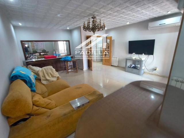 Casa en venta en Talavera de la Reina, El Pilar La Estación. EXCEPCIONAL CASA UNIFAMILIAR EN EL CENTRO. Casas Talavera de la.