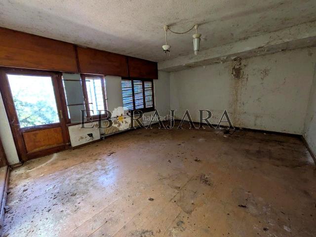 Casa en venta en Talavera de la Reina, El Pilar La Estación. ESPECTACULLAR CASA UNIFAMILIAR EN URBANIZACIÓN PRIVADA. Casas Talavera de la.