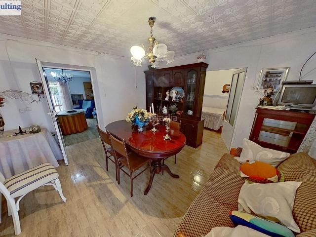 Casa en venta en Tarazona de la Mancha. CASA CON PATIO EN TARAZONA. Casas Tarazona de la.