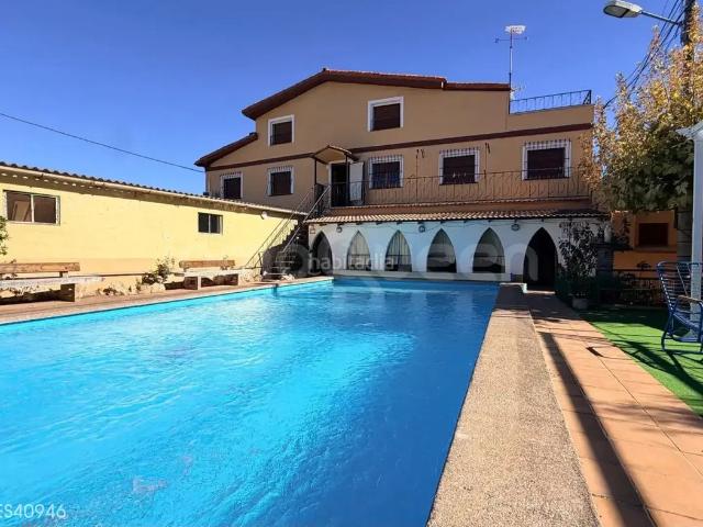 Casa en venta en Tarazona. Venta de Casa en Tarazona REES40946. Casas.