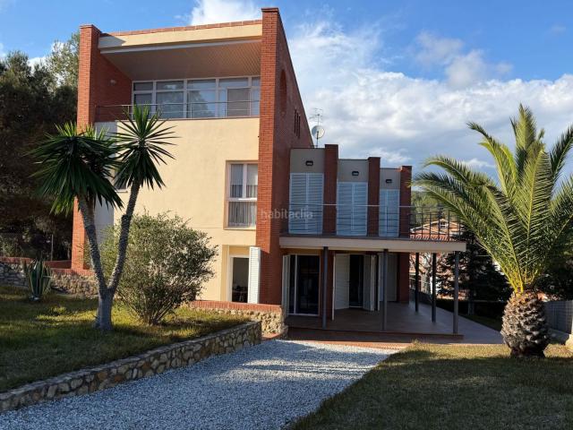 Casa en venta en Tarragona, Urbanitzacions de Llevant Costa Dorada. Unifamiliar en venta en Boscos, 5 dormitorios. Casas.