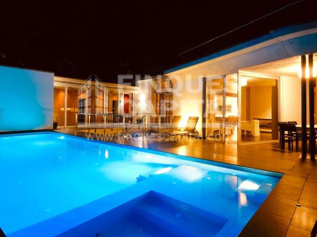 Casa en venta en Tarragona, La Mora Costa Dorada. Casa exclusiva en Cala Tamarit. Casas.