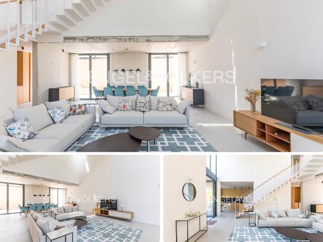 Casa en venta en Tarragona, La Mora Costa Dorada. Fantástica casa en Cala Tamarit. Casas.
