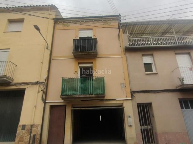 Casa en venta en Tàrrega. Casa con garaje en una zona tranquila y bien comunicada. Casas.