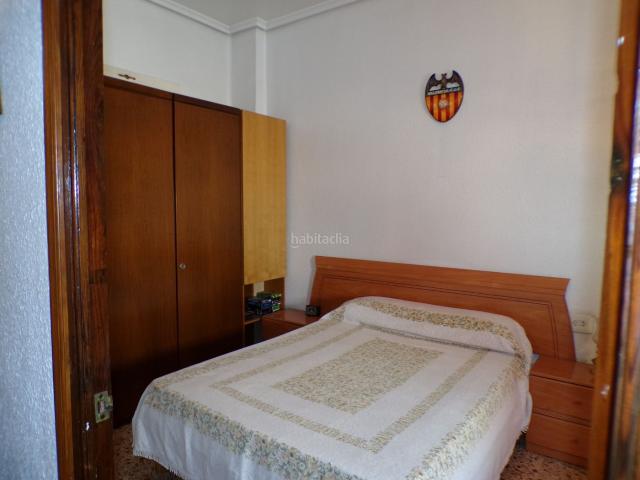 Casa en venta en Tavernes Blanques. CASA DE PUEBLO EN EL CENTRO. Casas Tavernes.