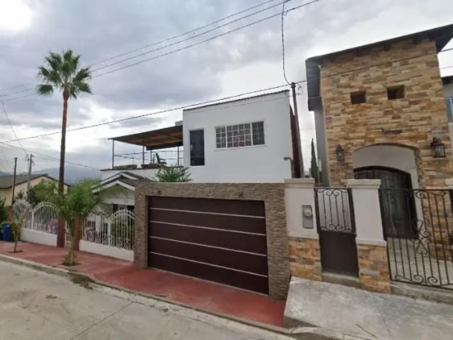 CASA EN VENTA EN TECATE