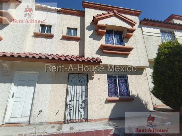 Casa en Venta en Tecamac, Villa del Real AM. 26 3149