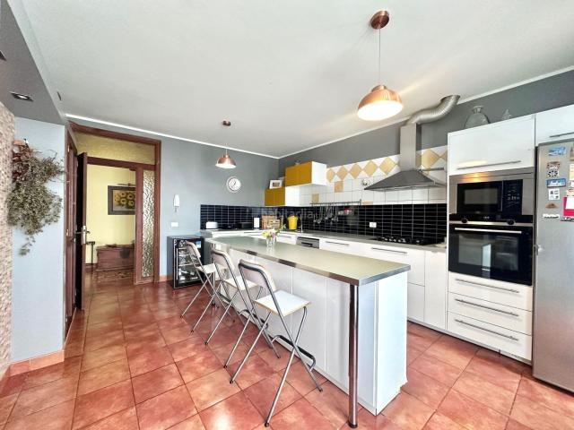 Casa en venta en Tegueste. SE VENDE MAGNÍFICA VIVIENDA UNIFAMILIAR EN TEGUESTE. Casas.