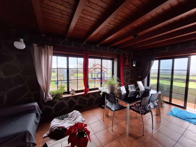 Casa en venta en Teguise, Villa de Teguise. Vivienda unifamiliar de una planta con amplia parcela. Casas.