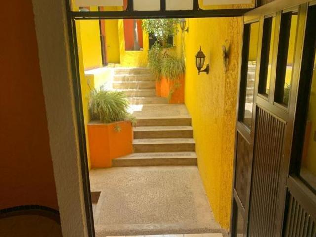 CASA EN VENTA EN TEJEDA 4