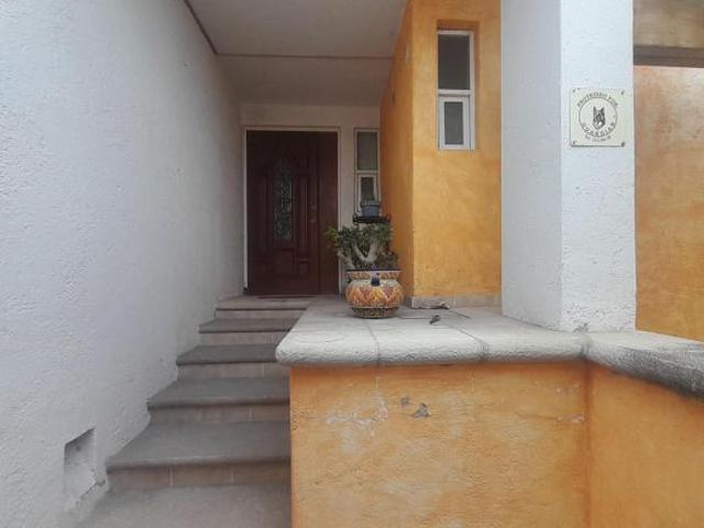 Casa en Venta en Tejeda, Corregidora | 3 Recámaras, Jardín y Cochera para 2 Autos 4