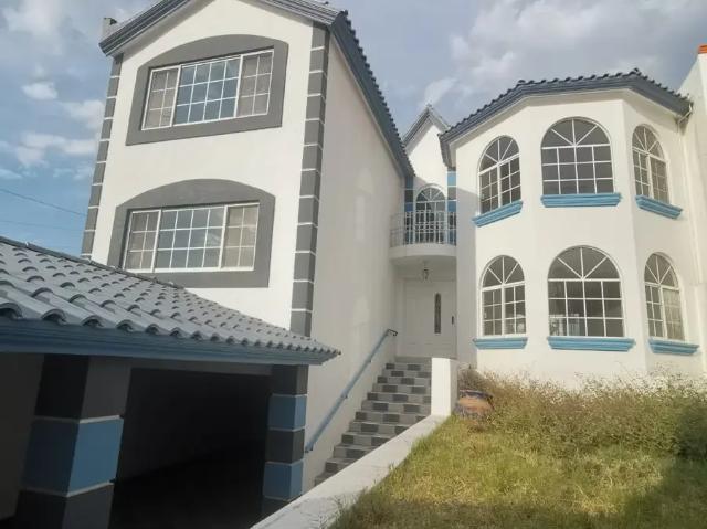 Casa en VENTA en Tejeda, Corregidora, Querétaro 4 habitaciones