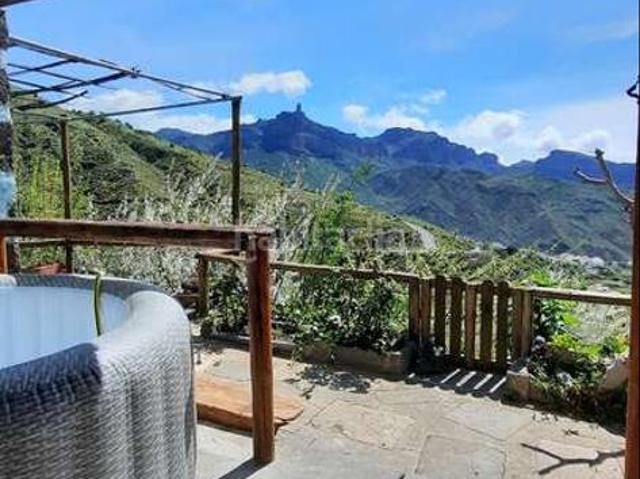 Casa en venta en Tejeda. Dos fincas rústicas con las mejores vistas de Gran Canaria Tejeda. Casas.