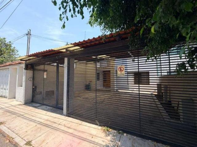 Casa en venta en Tejeda frente al parque