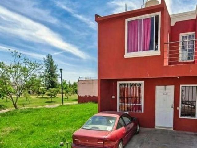 CASA EN VENTA EN TESISTAN ZAPOPAN CON 3 RECAMARAS