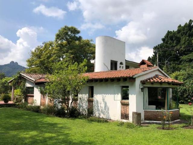 Casa en venta en Tepoztlán Morelos, con Escrituras Públicas