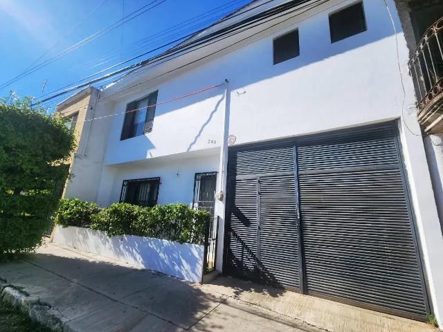 Casa en venta en Tepeyac, Zapopan a solo minutos del Zoológico Villa Fantasía