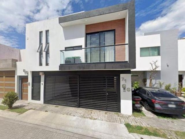 CASA EN VENTA EN TEPIC, NAYARIT