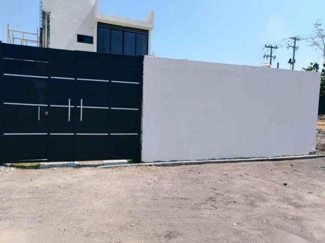 CASA EN VENTA EN TEQUESQUITENGO CON ROOF GARDEN VISTA AL LAGO NUEVA