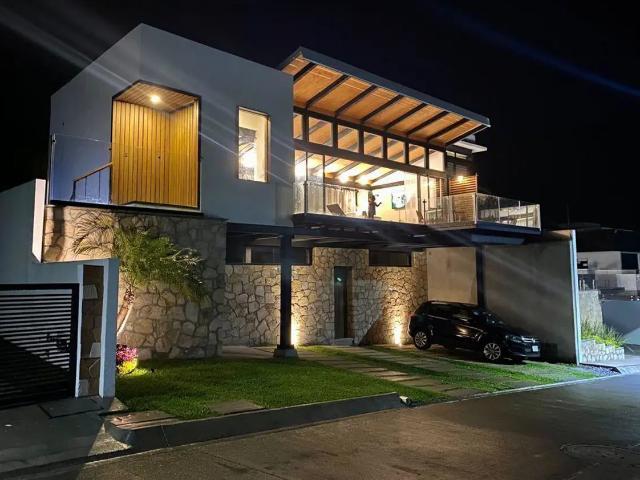 Casa en venta en Tequesquitengo, Jojutla, Morelos