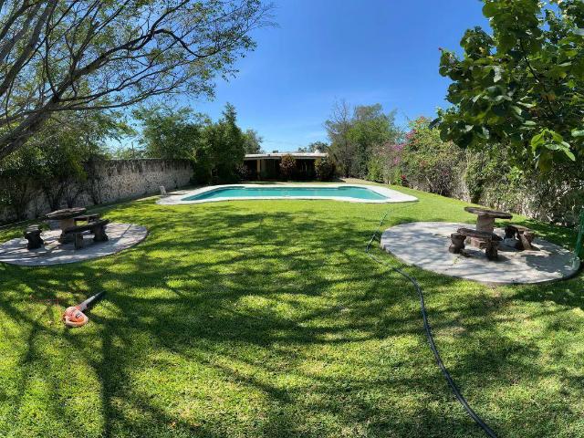 Casa en venta en Tequesquitengo, Jojutla, Morelos