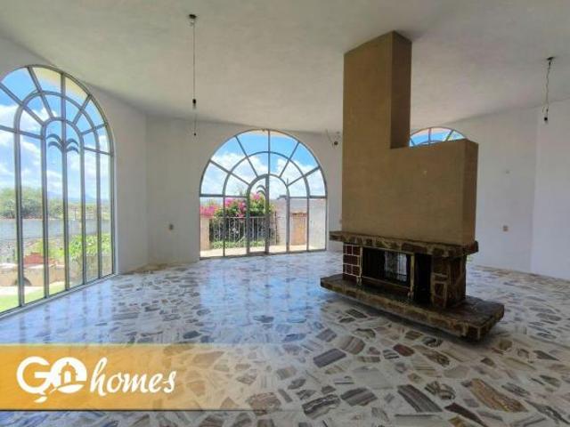Casa en venta en Tequisquiapan $4,200,000, Vista panorámica, capilla