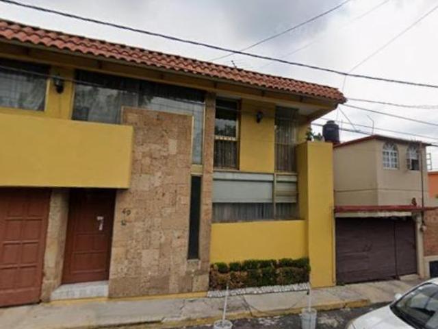 Casa en Venta en Tercera Calle Cali #49