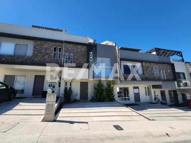 CASA EN VENTA EN TERRALTA COTO RESIDENCIAL, TIJUANA B.C