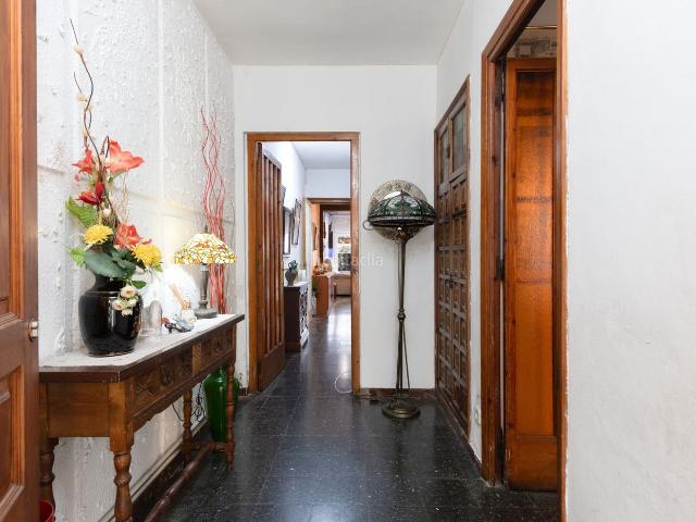 Casa en venta en Terrassa, Barri del Centre. Casa en el centro. Casas.