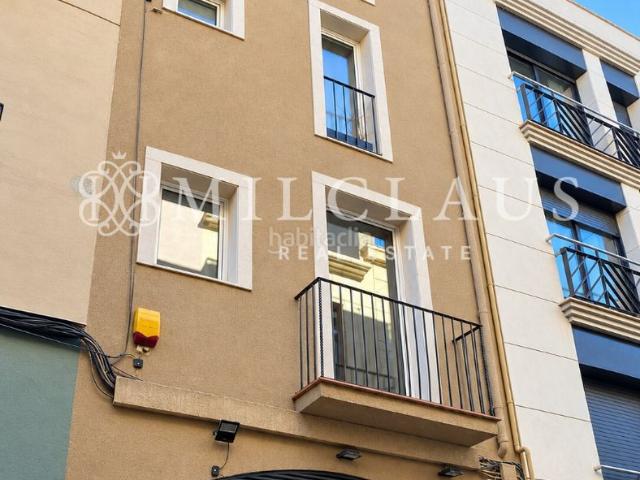 Casa en venta en Terrassa, Barri del Centre. EDIFICIO CASA EN VENTA PROPIEDAD VERTICAL IDEAL INVERSORES. Casas.
